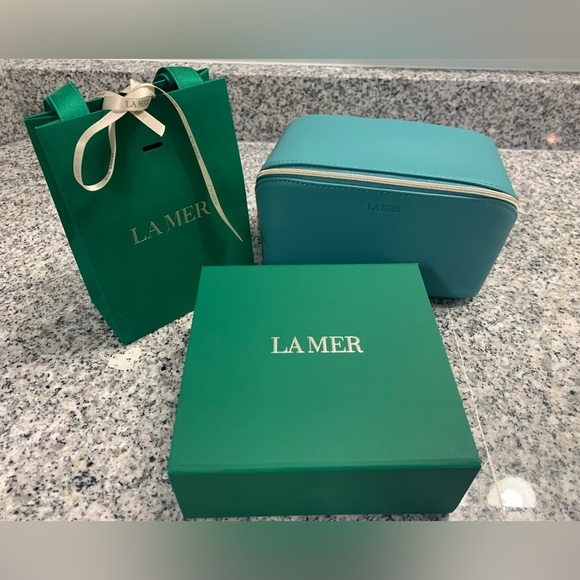La Mer Other - La Mer Creme de la Mer Moisurizing Cream Gift Set.